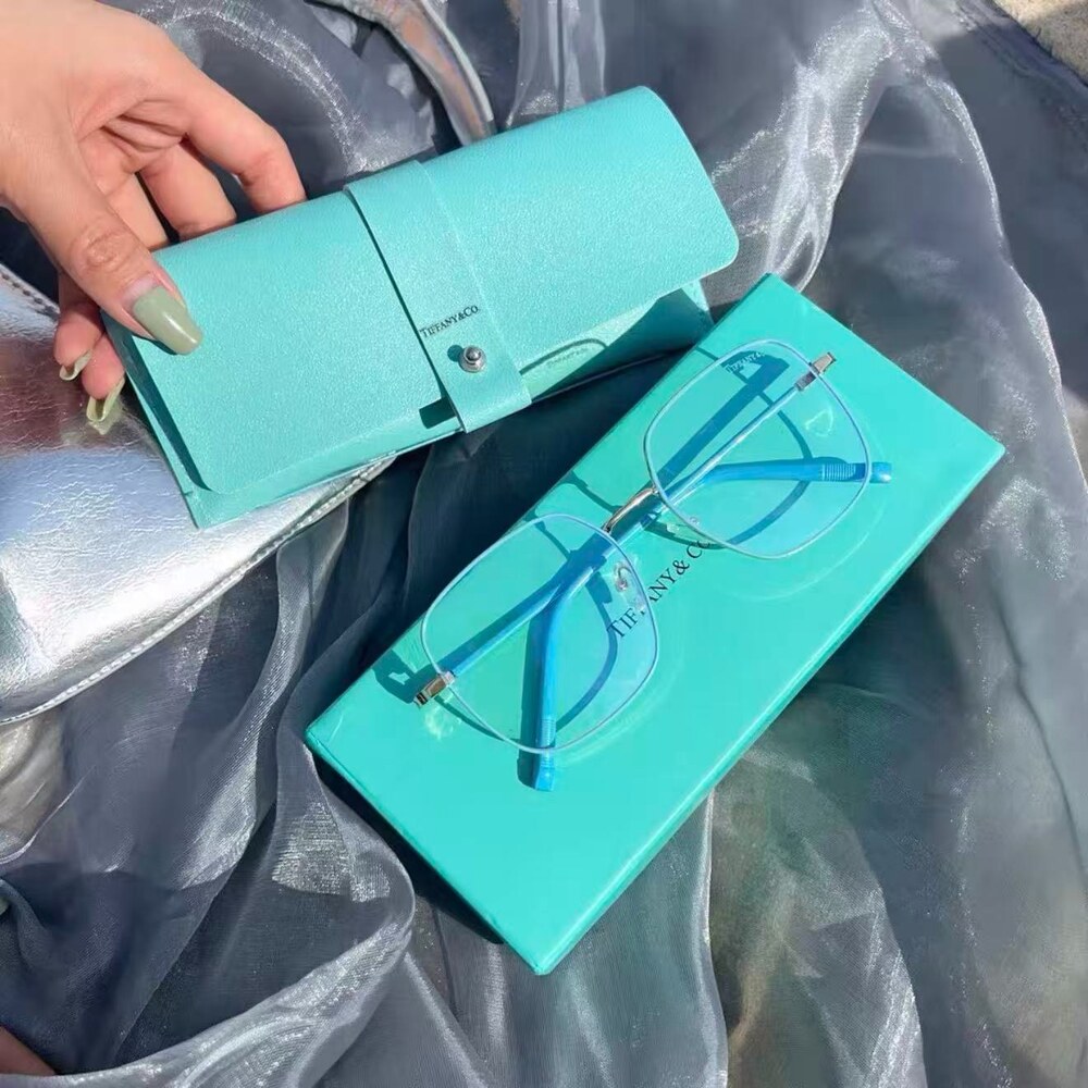 Tiffany Minimalist Blue Frame Eyewear - Picture 3 of 4